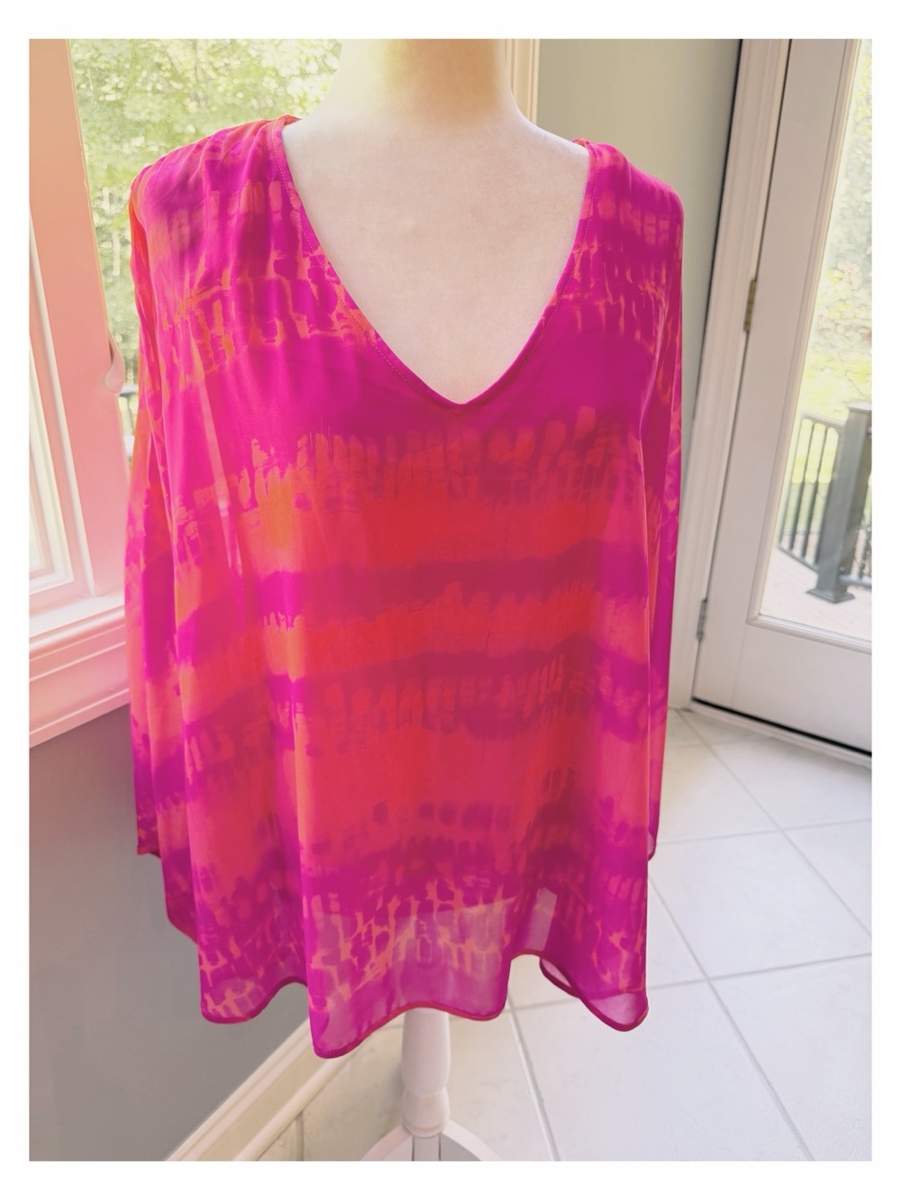 NWOT Women's Pink & Orange V-Neck Flowing Top